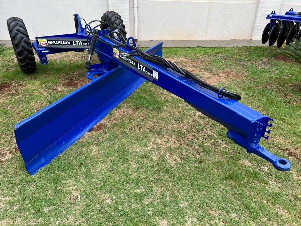 PLAINA TRASEIRA DE ARRASTO - LTA 5000 TATU