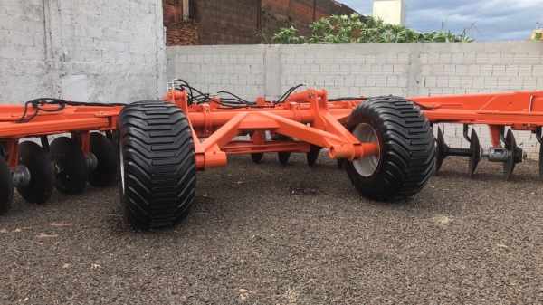 TERRACEADOR TC 40X28 CIVEMASA - BASE LARGA