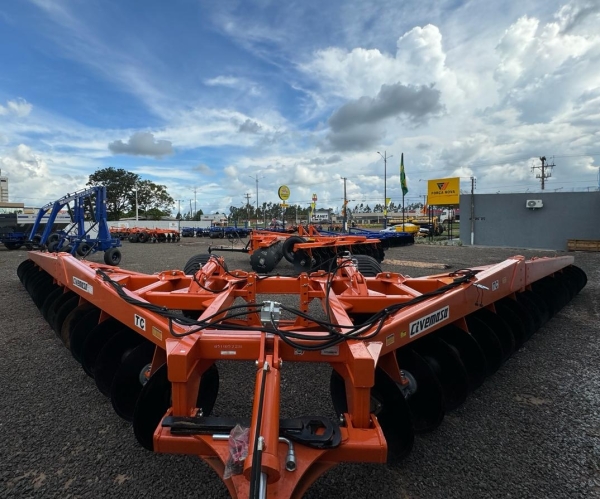 TERRACEADOR TC 40X28 CIVEMASA - BASE LARGA