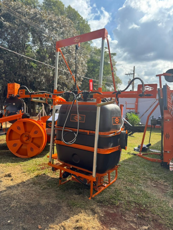 PULVERIZADOR PECUÁRIO 600L - CIMAG