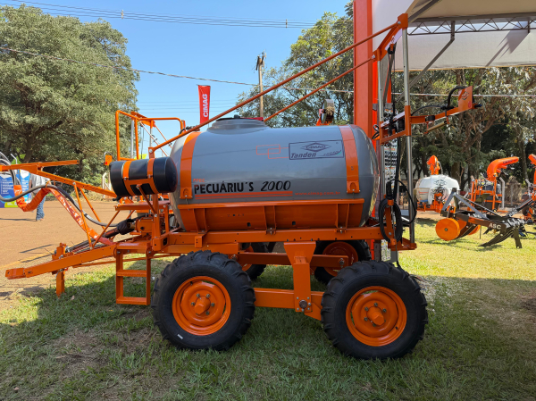 PULVERIZADOR PECUÁRIO 2000L - CIMAG