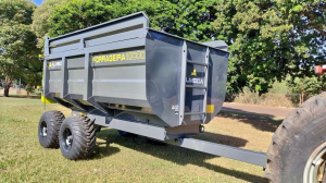 CARRETA BASCULANTE FORRAGEIRA 10000