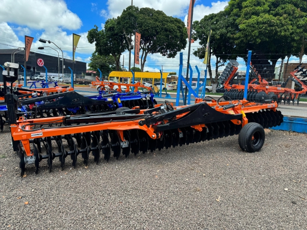Grade Niveladora Niveladora 72 Discos 2024