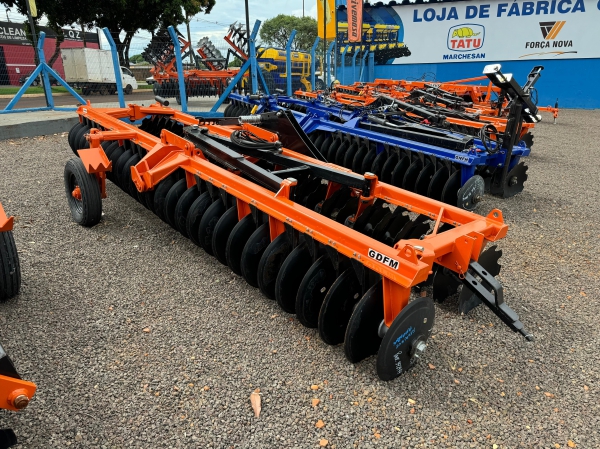 Grade Niveladora Niveladora 56 Discos 2024