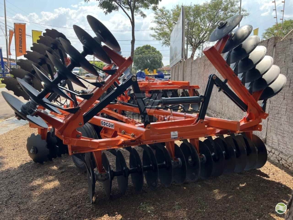 Grade Niveladora Niveladora 56 Discos 2024