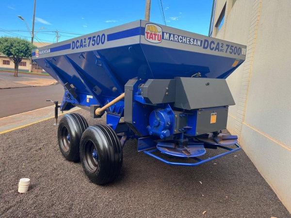 Distribuidor Calcário 7500 Kg 2023