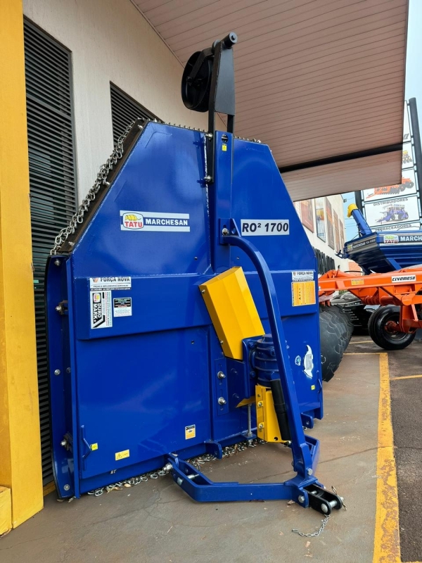 ROÇADEIRA HIDRÁULICA TATU - MODELO RO2 1700